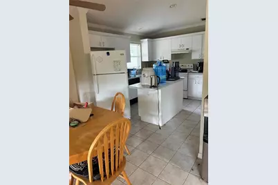 3743 Wake Avenue, Sarasota, FL 34240 - Photo 3