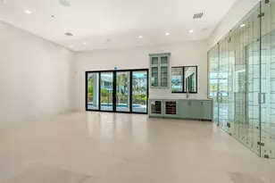 1516 Ridgewood Ln, Sarasota, FL 34231 - Photo 11