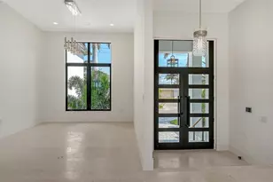 1516 Ridgewood Ln, Sarasota, FL 34231 - Photo 15