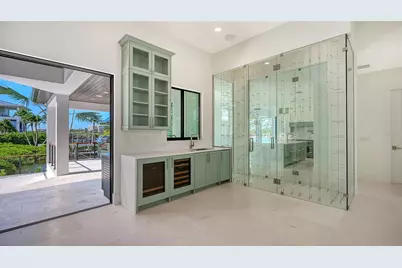 1516 Ridgewood Lane, Sarasota, FL 34231 - Photo 9