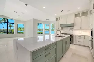 1516 Ridgewood Ln, Sarasota, FL 34231 - Photo 19