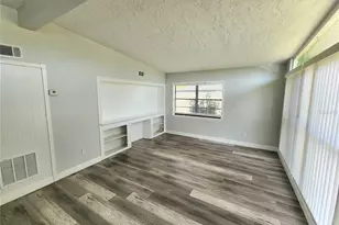 2001 Princeton Ave, Bradenton, FL 34207 - Photo 11