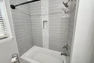 2001 Princeton Ave, Bradenton, FL 34207 - Photo 21