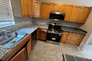 3509 Norwood Ct, Sarasota, FL 34234 - Photo 5