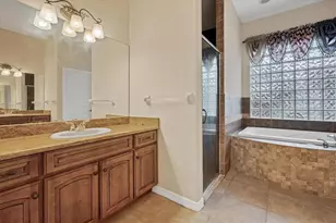 2780 Bethel Ct S, Saint Petersburg, FL 33712 - Photo 15