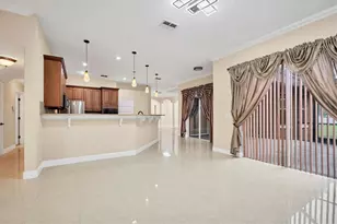 2780 Bethel Ct S, Saint Petersburg, FL 33712 - Photo 7