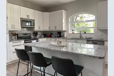 5119 Rilma Avenue, Sarasota, FL 34234 - Photo 9