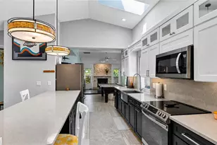4711 Placid Cir, Sarasota, FL 34231 - Photo 17