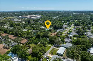 4711 Placid Cir, Sarasota, FL 34231 - Photo 9
