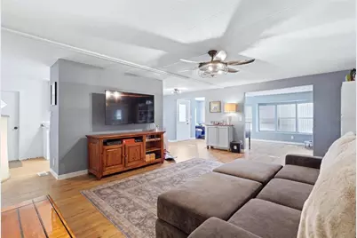 6710 36th Avenue E #197, Palmetto, FL 34221 - Photo 11