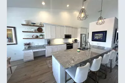 12109 Clubhouse Drive, Bradenton, FL 34202 - Photo 11