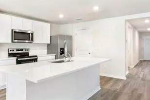 5427 Silver Moonlight Dr, Palmetto, FL 34221 - Photo 3