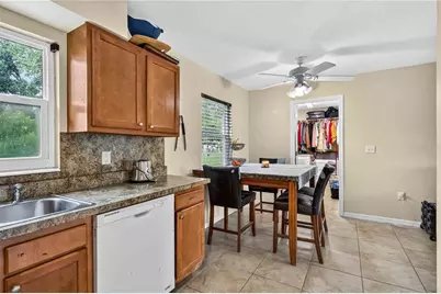2316 Powell Circle, Sarasota, FL 34234 - Photo 9
