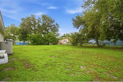 2316 Powell Circle, Sarasota, FL 34234 - Photo 29