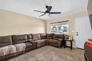 2316 Powell Cir, Sarasota, FL 34234 - Photo 7