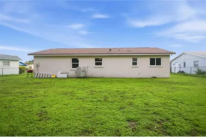 2316 Powell Circle, Sarasota, FL 34234 - Photo 25