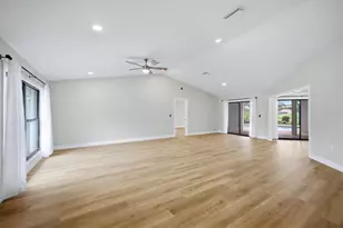 8822 Misty Creek Dr, Sarasota, FL 34241 - Photo 11