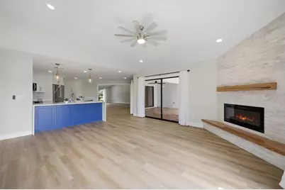 8822 Misty Creek Drive, Sarasota, FL 34241 - Photo 19
