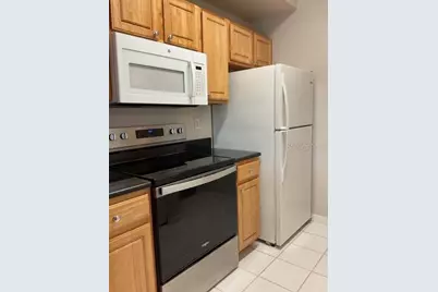 5711 Bentgrass Drive #19-211, Sarasota, FL 34235 - Photo 13
