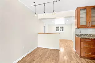 2324 Temple St, Sarasota, FL 34239 - Photo 11