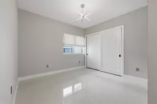 1155 N Gulfstream Ave, Sarasota, FL 34236 - Photo 37