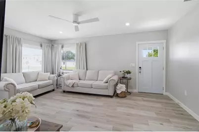 1902 Saint George Drive, Bradenton, FL 34208 - Photo 5