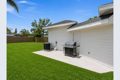 1902 Saint George Drive, Bradenton, FL 34208 - Photo 37
