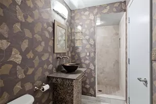 1990 Main St, Sarasota, FL 34236 - Photo 25