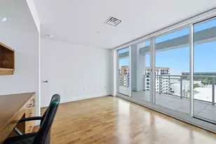 1990 Main St, Sarasota, FL 34236 - Photo 17