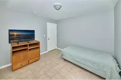 212 13th Avenue W, Bradenton, FL 34205 - Photo 9