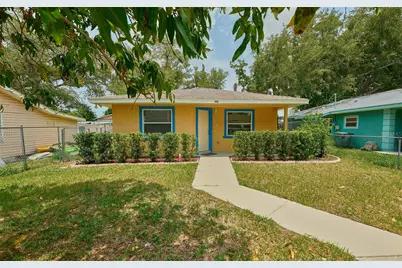 212 13th Avenue W, Bradenton, FL 34205 - Photo 1