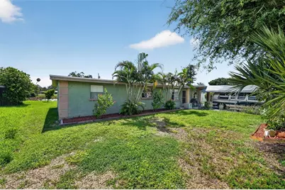 3108 8th Avenue E, Palmetto, FL 34221 - Photo 5