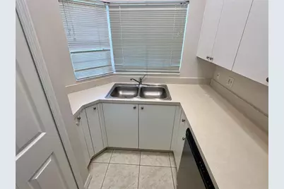 4236 Central Sarasota Pkwy #923, Sarasota, FL 34238 - Photo 5