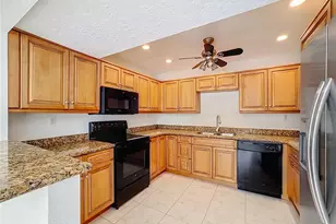 1601 Pelican Point Dr, Sarasota, FL 34231 - Photo 19