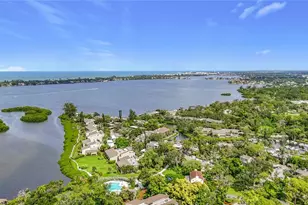 1601 Pelican Point Dr, Sarasota, FL 34231 - Photo 49
