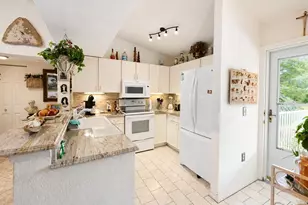 8294 Key Royal Cir, Naples, FL 34119 - Photo 3
