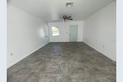 525 E Helen Avenue, Punta Gorda, FL 33950 - Photo 17