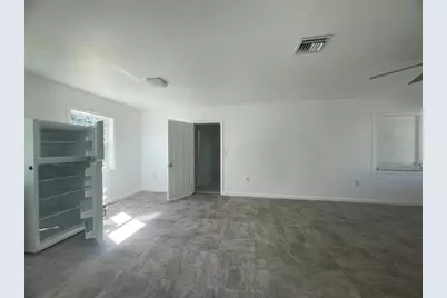 525 E Helen Avenue, Punta Gorda, FL 33950 - Photo 21