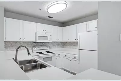 4057 Crockers Lake Boulevard #16, Sarasota, FL 34238 - Photo 3