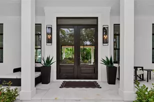 656 Tropical Cir, Sarasota, FL 34242 - Photo 11