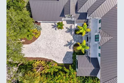 656 Tropical Circle, Sarasota, FL 34242 - Photo 77