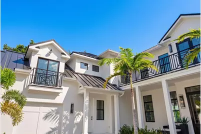 656 Tropical Circle, Sarasota, FL 34242 - Photo 9
