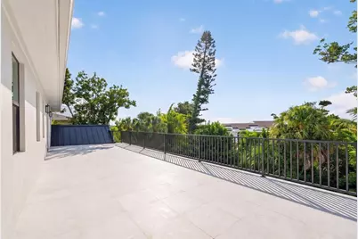 656 Tropical Circle, Sarasota, FL 34242 - Photo 57