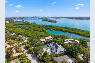 656 Tropical Circle, Sarasota, FL 34242 - Photo 85
