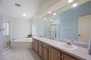 4413 74th Ave E, Sarasota, FL 34243 - Photo 17