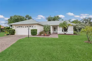 4413 74th Ave E, Sarasota, FL 34243 - Photo 1
