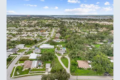 2404 Bispham Road, Sarasota, FL 34231 - Photo 39
