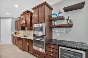 17009 1st Dr E, Bradenton, FL 34212 - Photo 13
