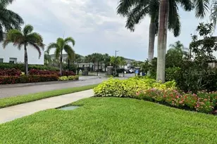 6445 Baytown Dr, Sarasota, FL 34240 - Photo 3