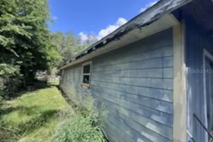 38124 Illinois St, Lady Lake, FL 32159 - Photo 3